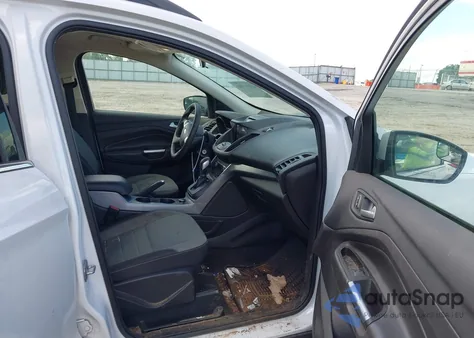 2016 Ford Escape Se из США, поврежденный, VIN 1FMCU0GXXGUA64789